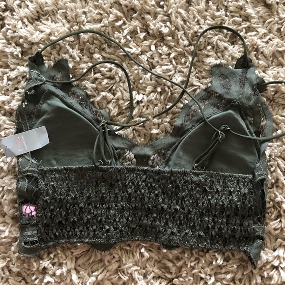 NEW FREE PEOPLE (like) Size small lace bralette - Picture 2 of 2
